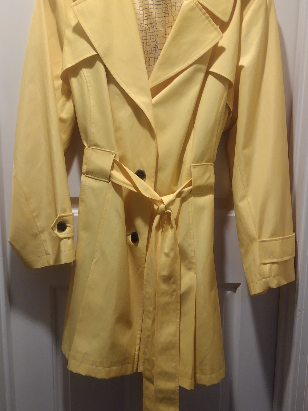 Via Spiga Soft Yellow Belted Trench Coat
